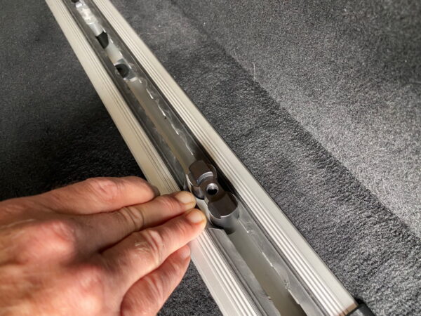 Nutenstein-Fitting Mercedes V-Klasse+Vito+Viano – Bild 2